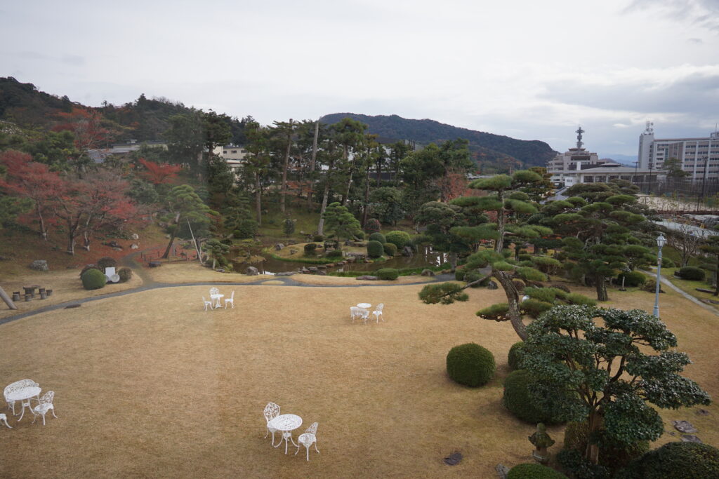 裏の日本庭園の写真